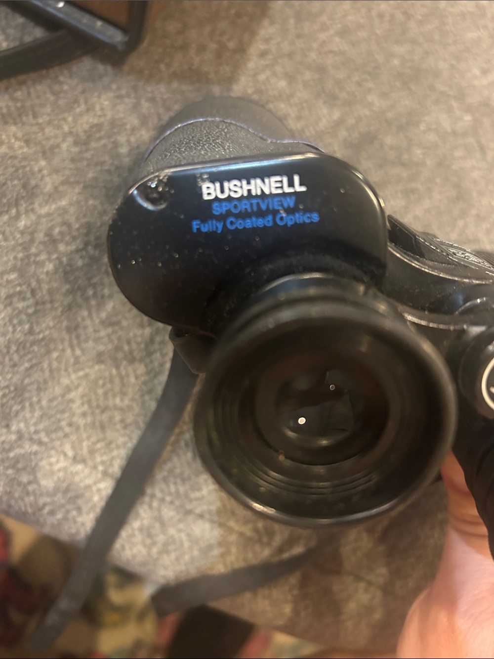 Vintage Bushnell binoculars with case. - Picture 9 of 11